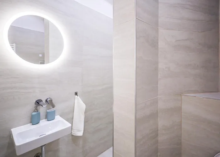 2 Bdr - Prestige, In Vienna's Center Апартаменты *